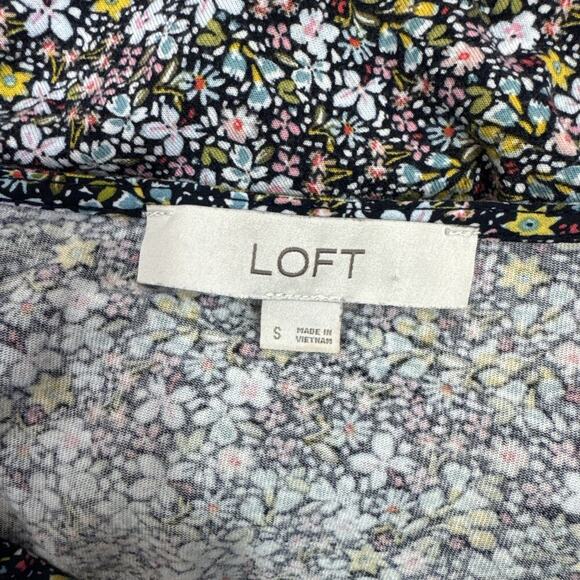 LOFT Floral Print Short Sleeved V-Neck Blouse Shirt Navy Blue sz S - Picture 6 of 6